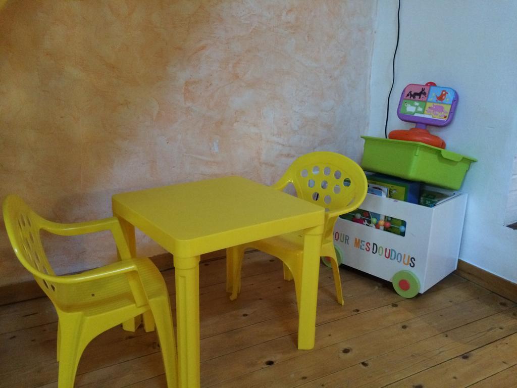 Duplex Avec Terrasse Tropezienne Apartment Pézenas Екстериор снимка