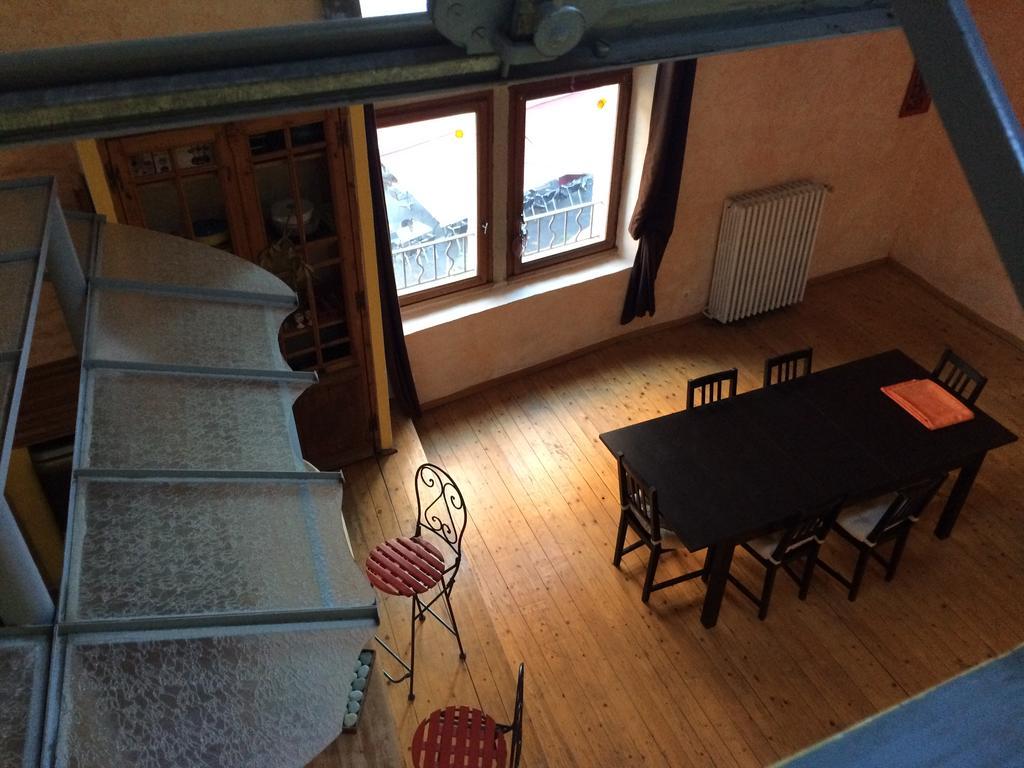 Duplex Avec Terrasse Tropezienne Apartment Pézenas Екстериор снимка